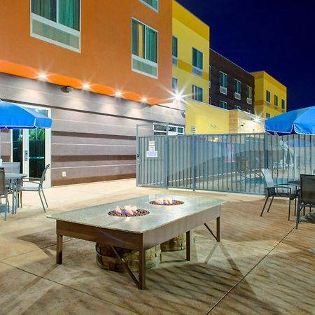 Fairfield Inn & Suites By Marriott Bakersfield North/Airport Buitenkant foto