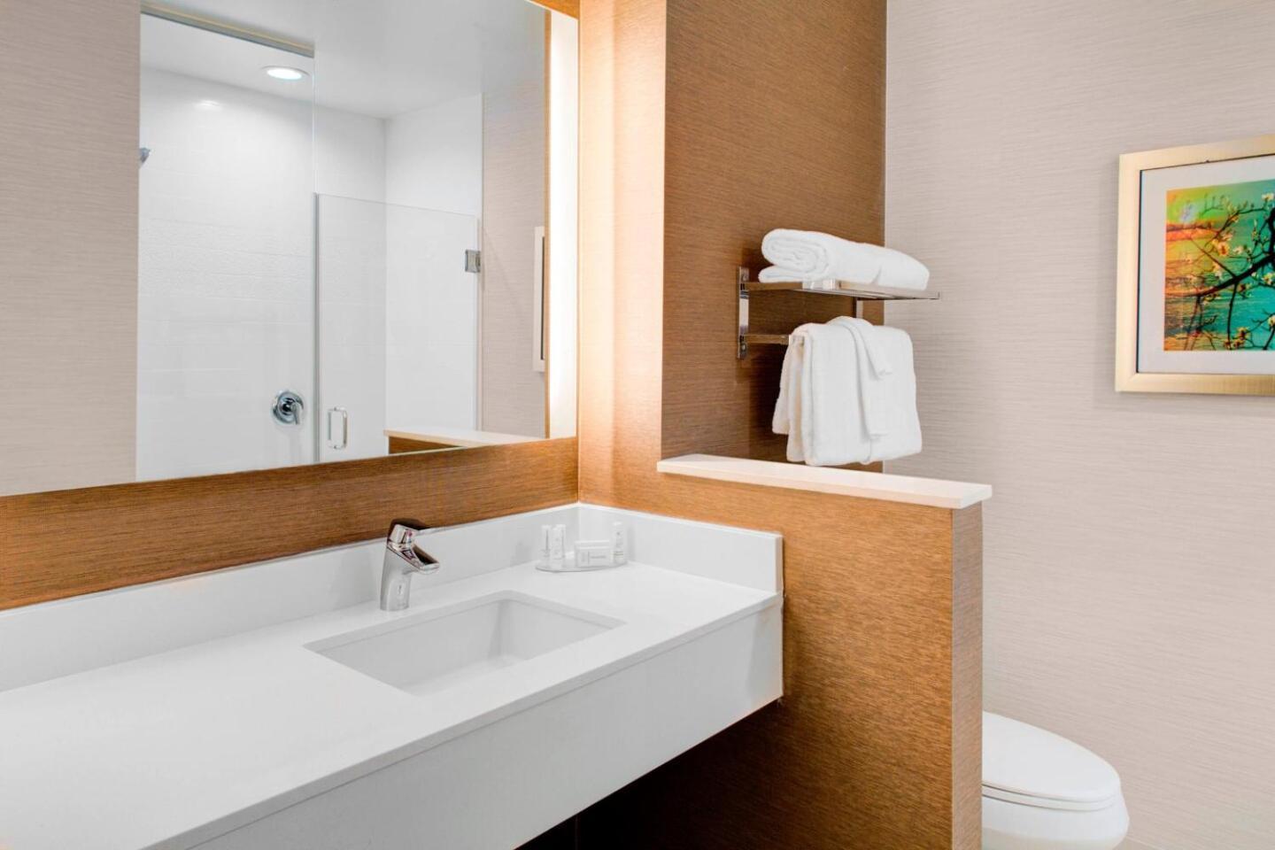 Fairfield Inn & Suites By Marriott Bakersfield North/Airport Buitenkant foto