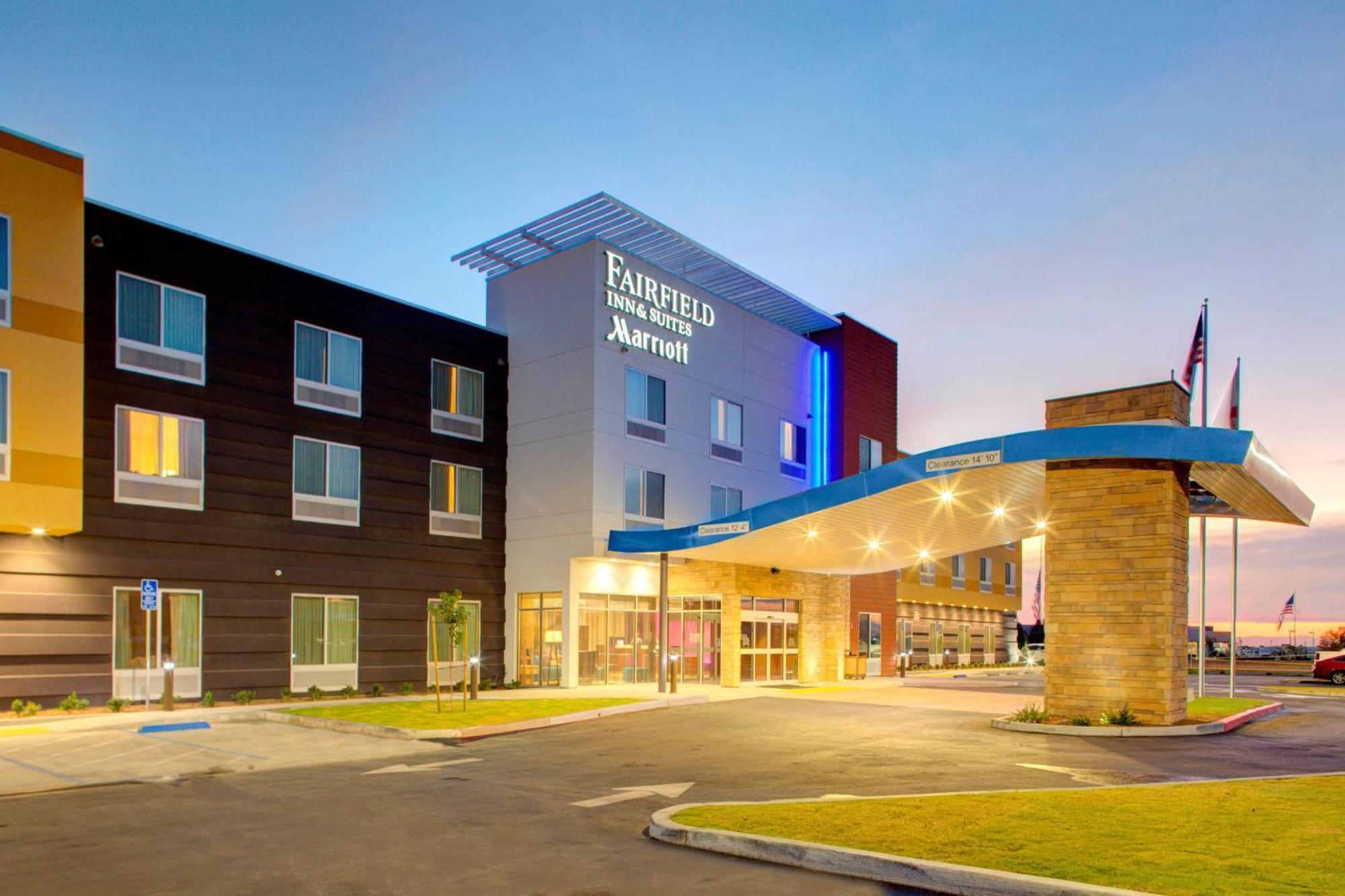 Fairfield Inn & Suites By Marriott Bakersfield North/Airport Buitenkant foto