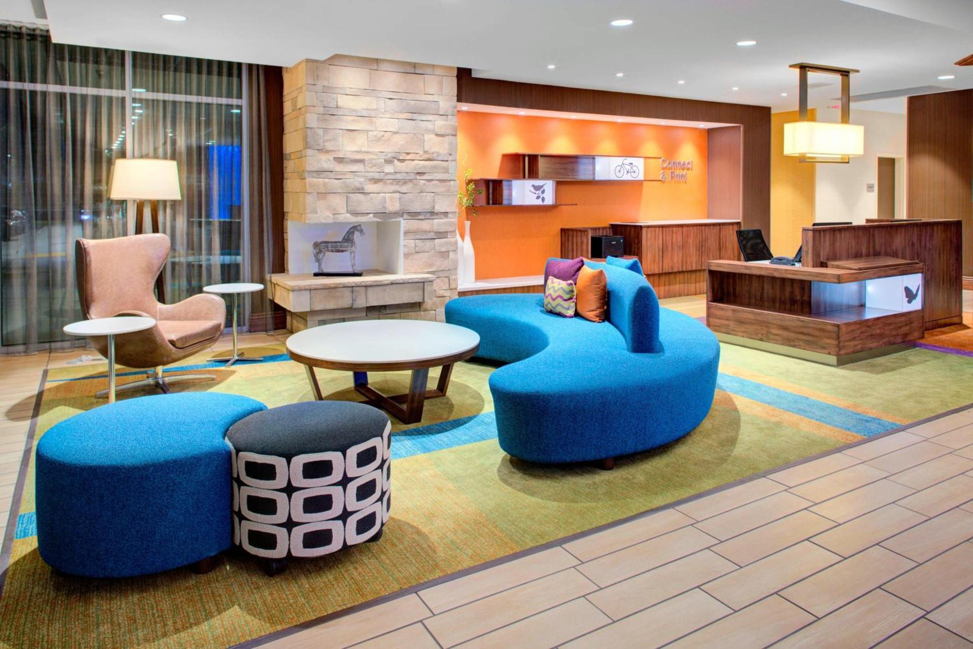 Fairfield Inn & Suites By Marriott Bakersfield North/Airport Buitenkant foto